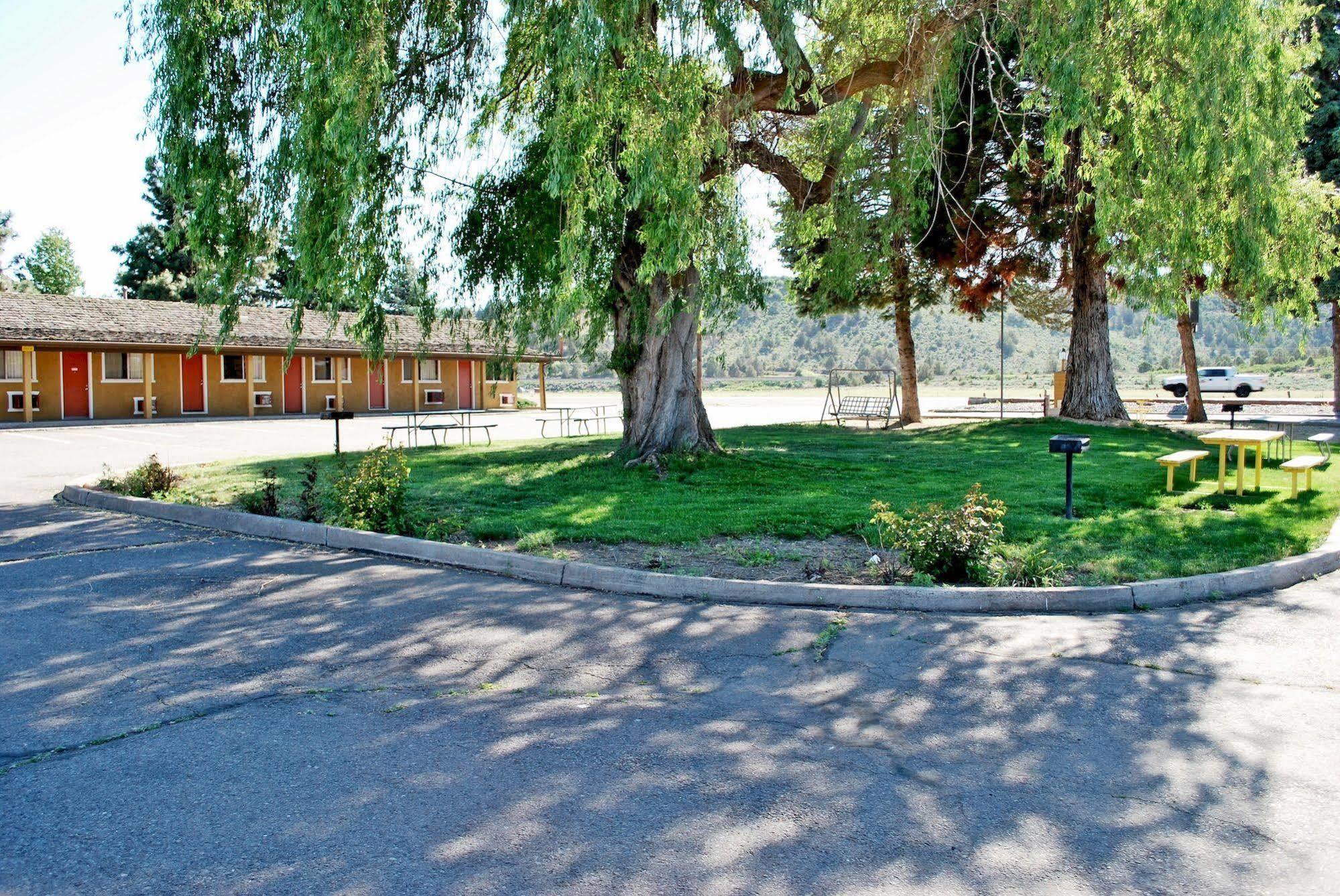 Oregon Motel 8 And Rv Park Klamath Falls Exteriér fotografie